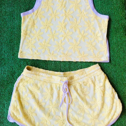 Southbeach set shorts-top S like new, yellow lace design