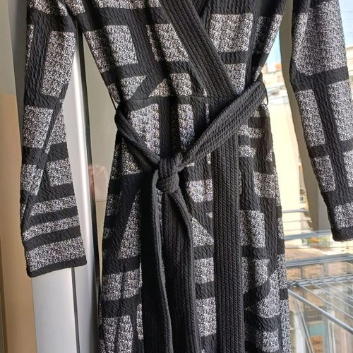 A.L.E. midi knitted dress grey black like new