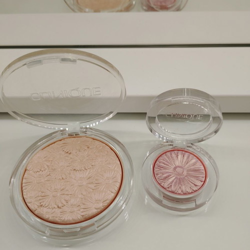 Clinique makeup set new with highlighter Lunar Pop and Lid Pop