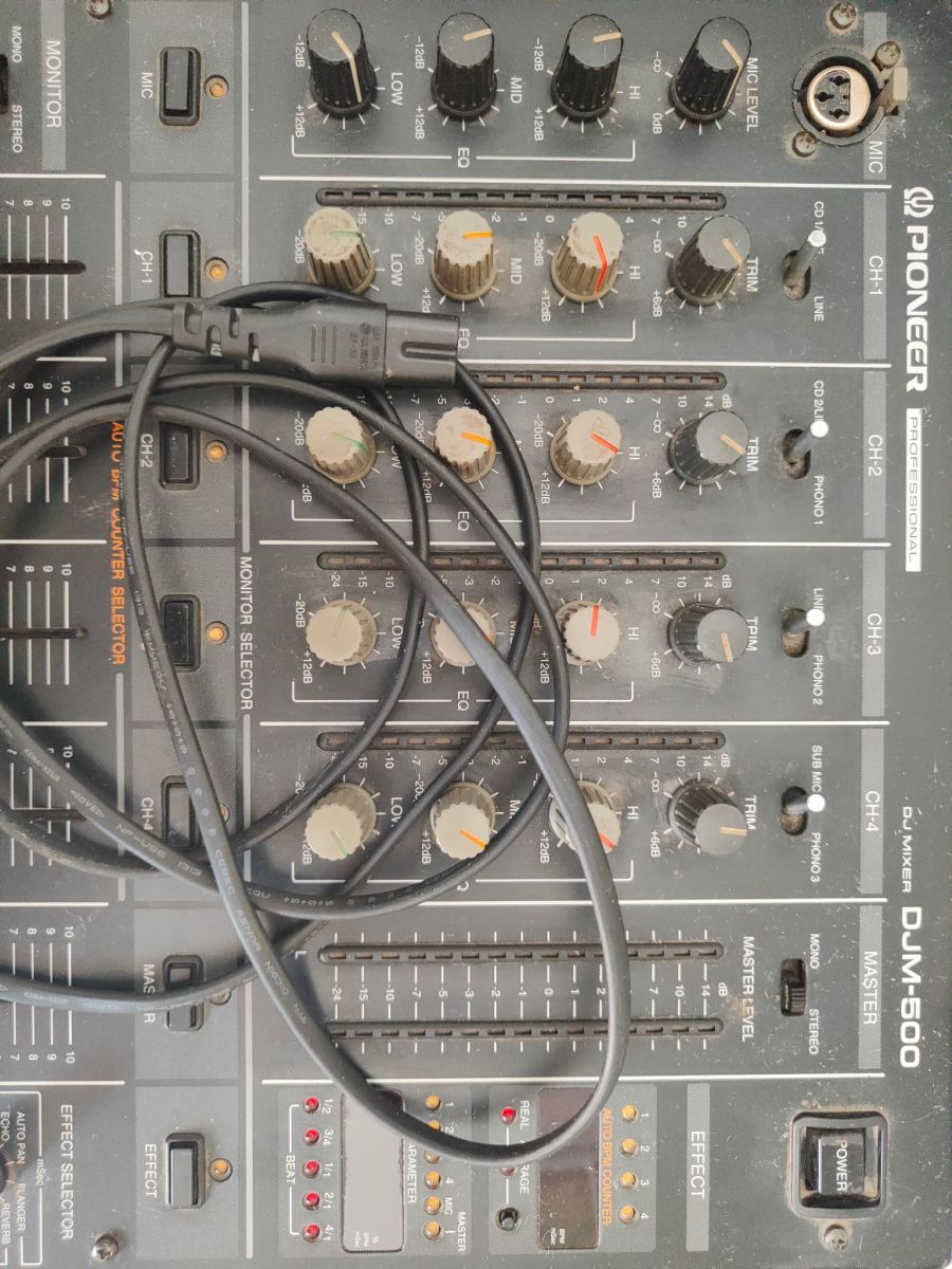 Pioneer DJM-500 mixer and Pioneer… - € 650,00 - Vendora.cy