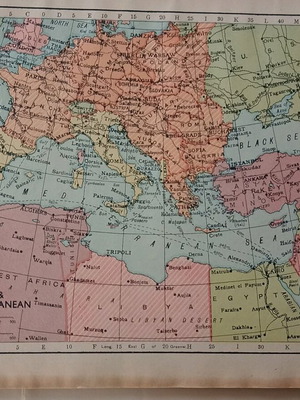 World map 1914 used, English with 47 images