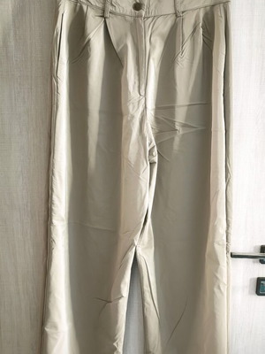 Vassia Kostara pants like new, beige, size large