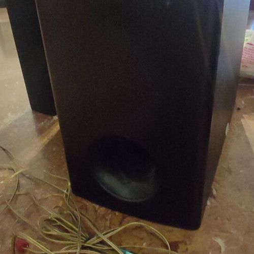 Home cinema used, speakers perfect, device needs service