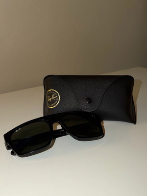 Ray-Ban men's sunglasses new with case and papers