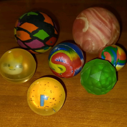 Bouncy balls like new with unique and distinct designs