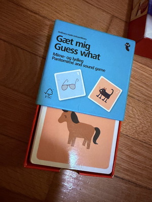 Guess What / Gæt mig board game used, pantomime and sound