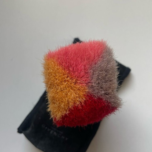 Givenchy blush brush new with velvet case