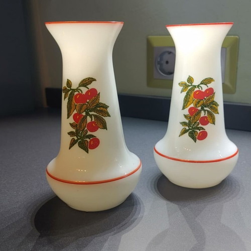 Small vases like new, set of 2, height 15 cm