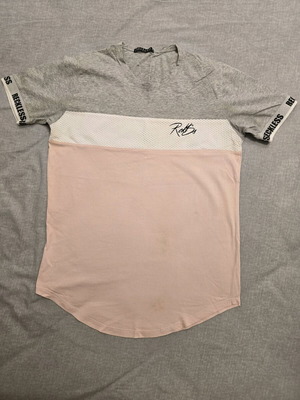 Reckless T-shirt like new, asymmetrical, gray and pink, size M