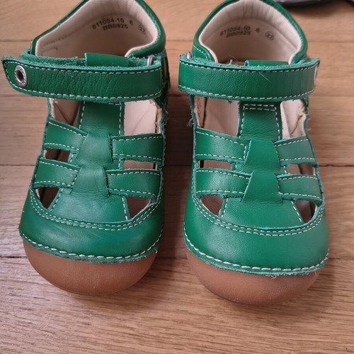 Kickers baby shoes size 22, leather, non-slip sole