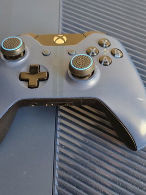 Xbox One Forza Motorsport Limited Edition 1TB like new