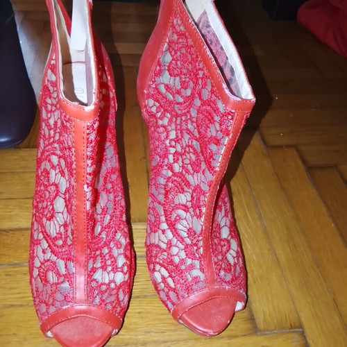 Red lace ankle boots, 12 cm stiletto heel, size 38