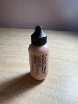 Mac Studio Radiance Face and Body Foundation new