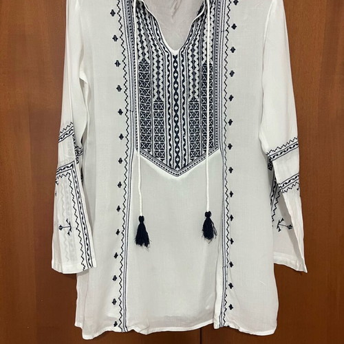Blε resort collection women's blouse new, lightweight fabric