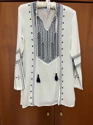 Blε resort collection women's blouse new, lightweight fabric