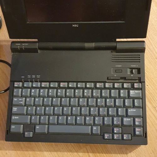 NEC Micro Computer Ultralite 286F like new with case