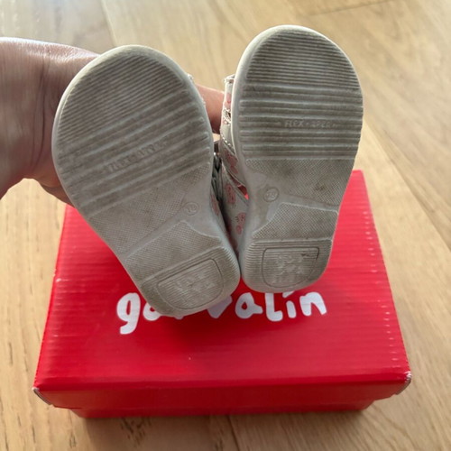 Garvalin sandals used, leather, size 18, white and pink