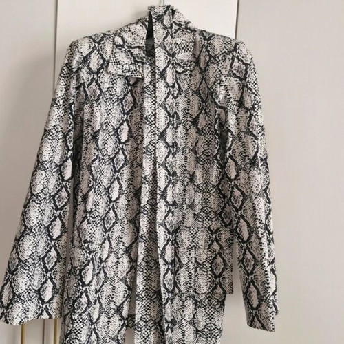 Arpyes blazer like new, animal print, black and grey
