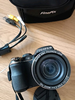 Fujifilm FinePix S4500