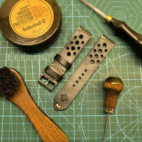 Handmade leather watch strap Racer style, custom colors