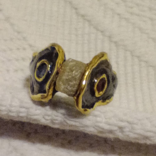 Silver 925 ring with raw yellow sapphire and spinels, like new
