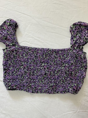 Purple floral crop top Motel size S like new
