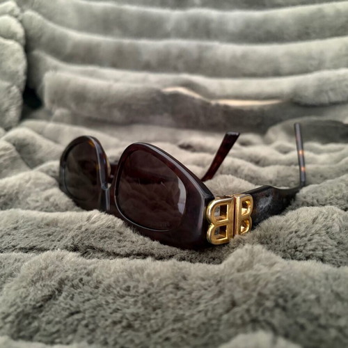 Balenciaga sunglasses used, black and brown