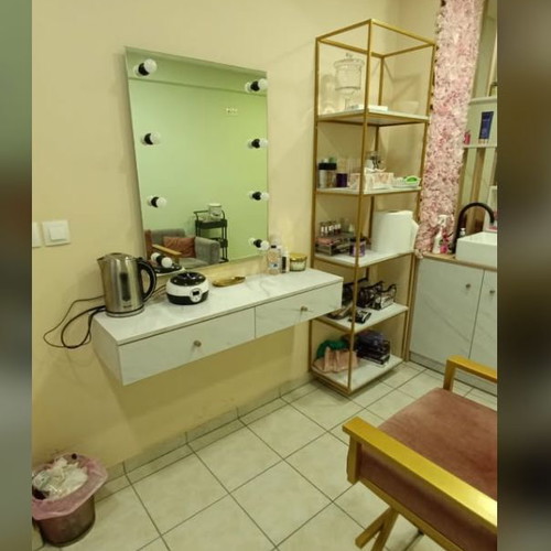 Manicure and Pedicure Business for Sale in Piraeus