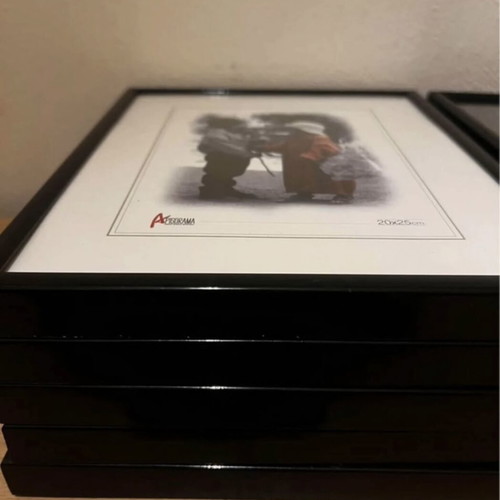 Photo frames 20x25 like new, set of 9 pieces