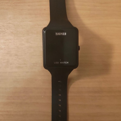 Skmei LED Watch 1541 like new, unisex, black