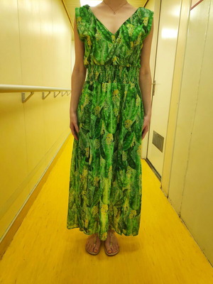 Summer maxi dress like new, green with yellow patterns