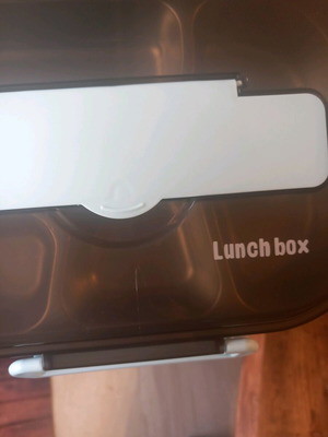 Lunch box new 27 cm