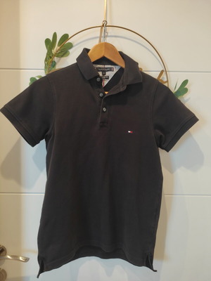 Tommy Hilfiger polo shirt like new, black, size XS