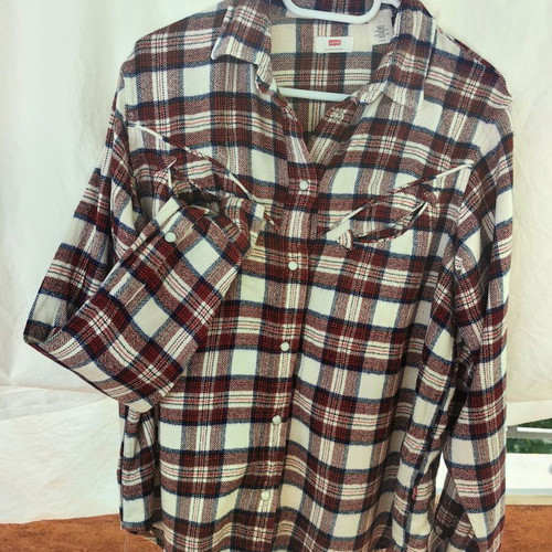 Levi's women's long sleeve shirt, white and red plaid
