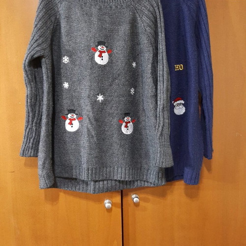 Festive sweaters used, set of 2, gray