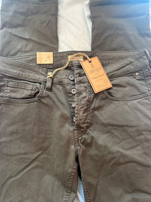 Ανδρικό παντελόνι χακί Uniform Jeans καινούργιο μέγεθος Μ