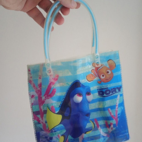 Finding Dory plastic beach bag