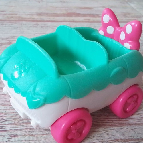 Disney's Minnie's Cruiser toy car used, Matel 2012