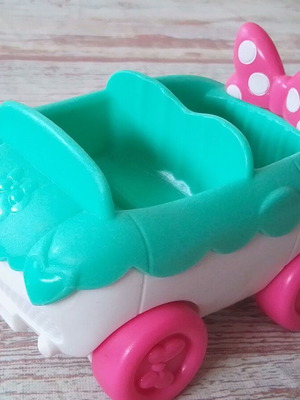 Disney's Minnie's Cruiser toy car used, Matel 2012