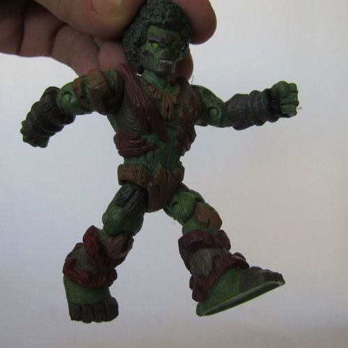 Tasaru Gormiti action figure with color change and joints, 10.6 cm, like new