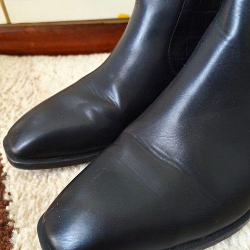 Zara women's ankle boots like new, black, size 40, faux leather
