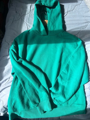 Zara hoodie green size 13-14 like new
