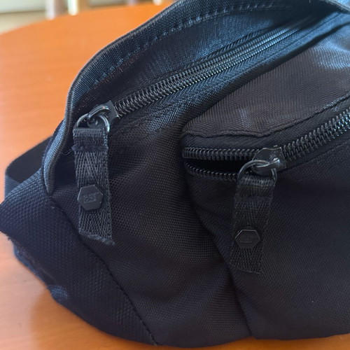 CAT waist bag like new, black