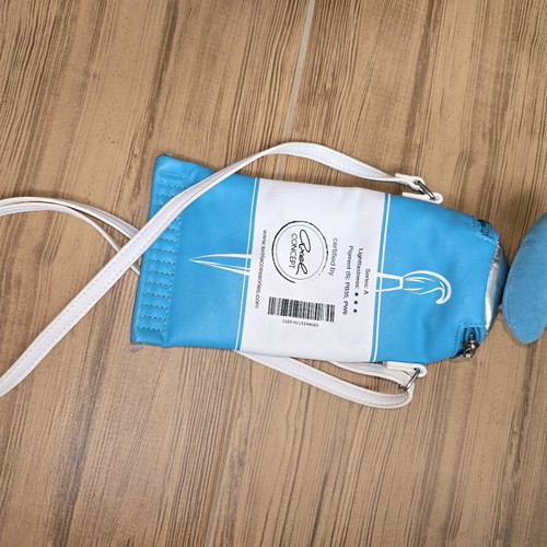 Children's crossbody bag like new, white and blue
