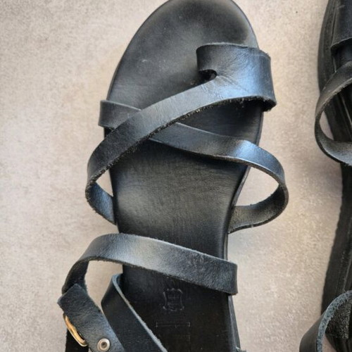Estil leather sandals black like new, size 38