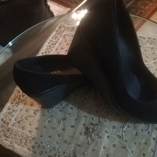 Sarigiannis black platform shoes Greek made, new, size 40