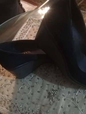 Sarigiannis black platform shoes Greek made, new, size 40