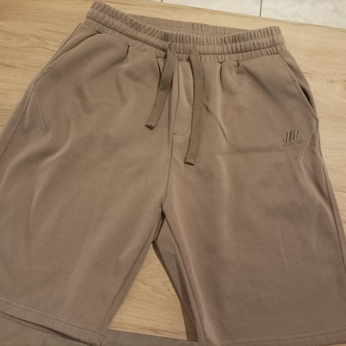 Bermuda shorts new, beige, size XL
