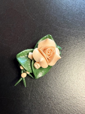Vintage rose brooch used, pink and green
