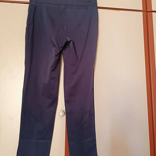 Lucifair Capri pants like new, size M 38 10, blue